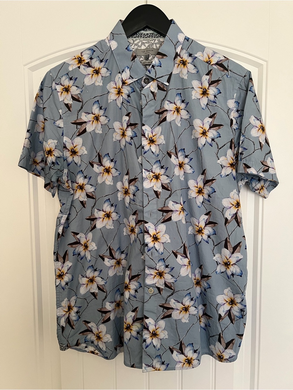 Ted Baker London Blue Floral Short-Sleeve Button Shirt
